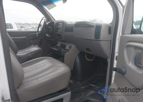 2000 Chevrolet Express z USA, uszkodzony, nr VIN 1GAHG39R4Y1275502